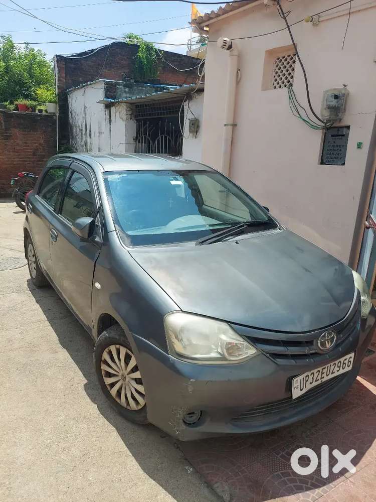 Toyota Etios Liva 2013