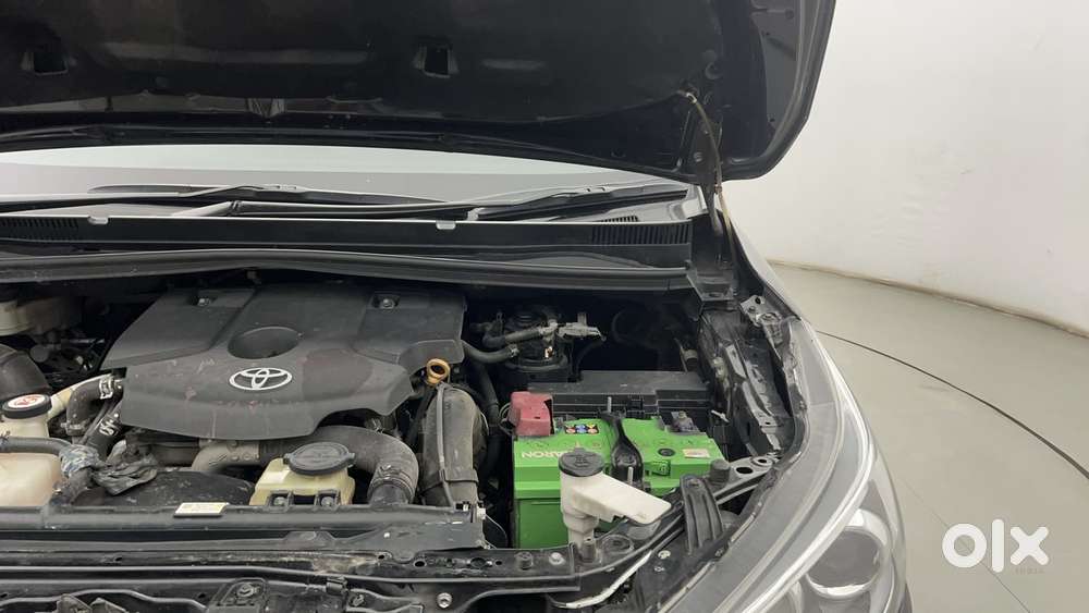 Toyota Innova Crysta 2.8 Zx At 7 Seater, 2018, Diesel