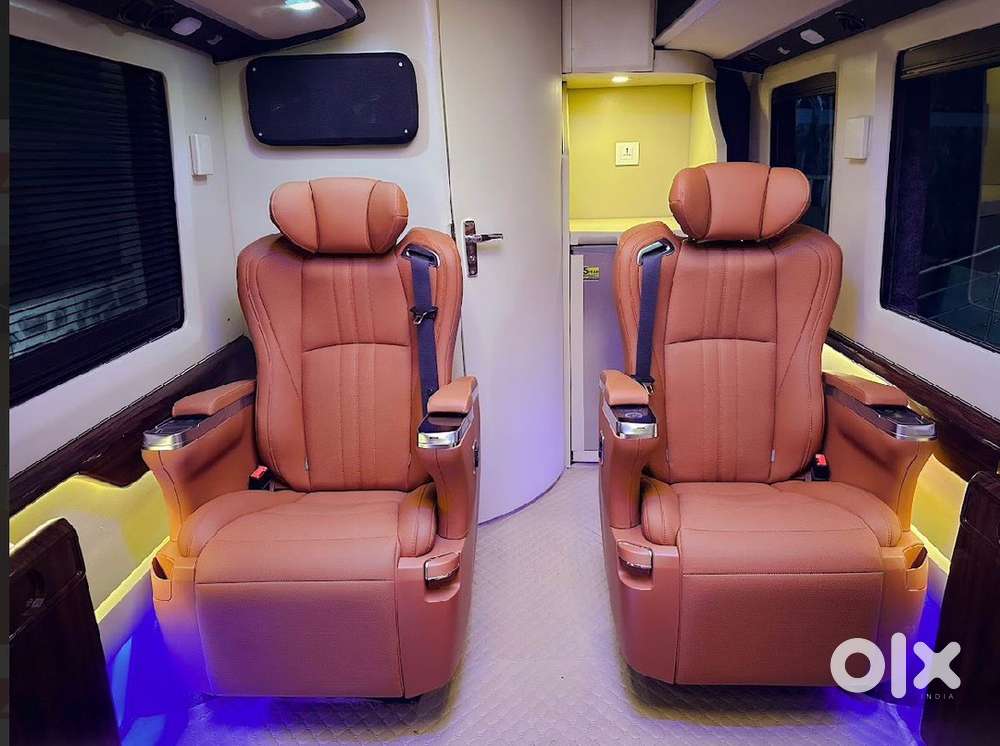 Force Urbania ( Caravan / Vamper Van / Vanity Van )