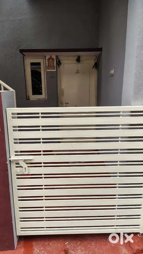 House for rent only for family