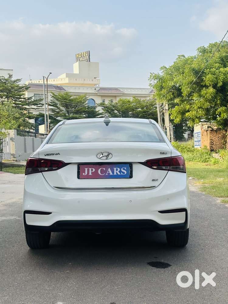 Hyundai Verna 1.6 Sx (o) Crdi At, 2019, Diesel