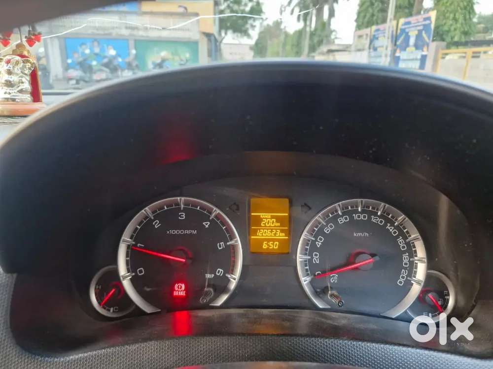 Maruti Suzuki Swift Dzire 2015 Diesel 121000 Km Driven
