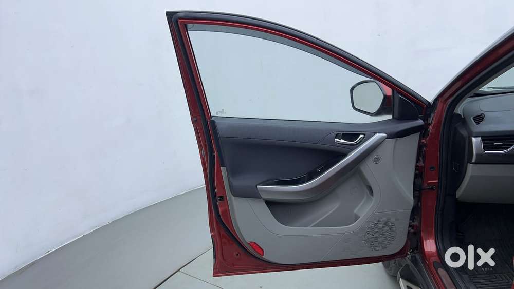 Tata Nexon 1.5 Revotorq Xz Plus Dual Tone, 2017, Diesel