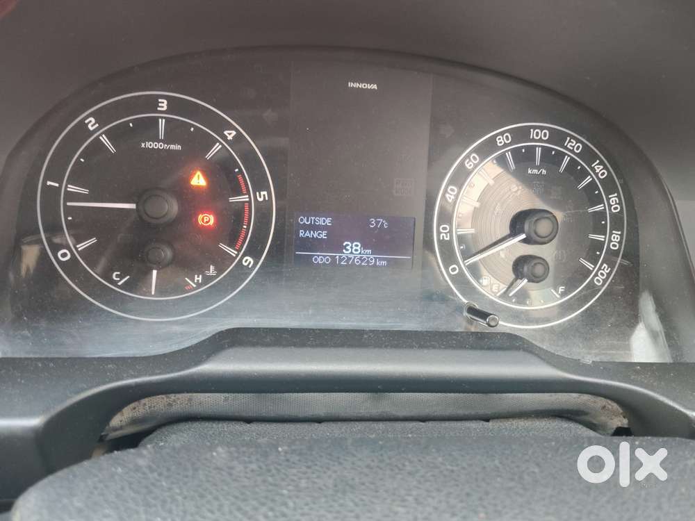 Toyota Innova Crysta G 8 Str, 2017, Diesel