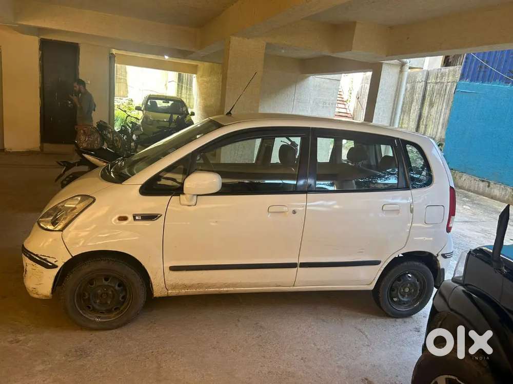 Maruti Suzuki Zen Estilo 2009