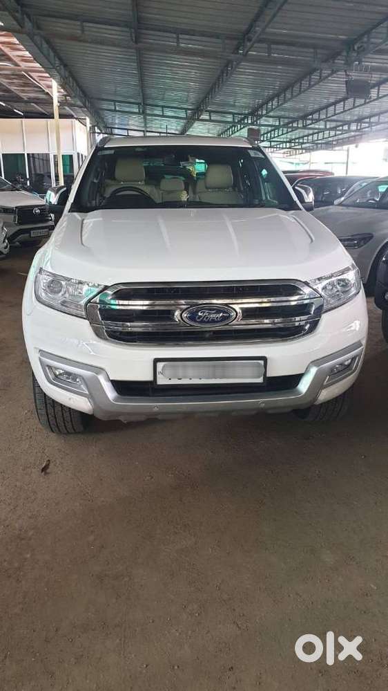 Ford Endeavour 3.2 Titanium At 4x4, 2017, Diesel