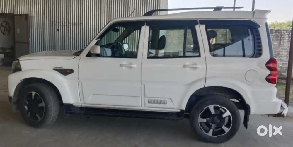 Mahindra Scorpio 2017