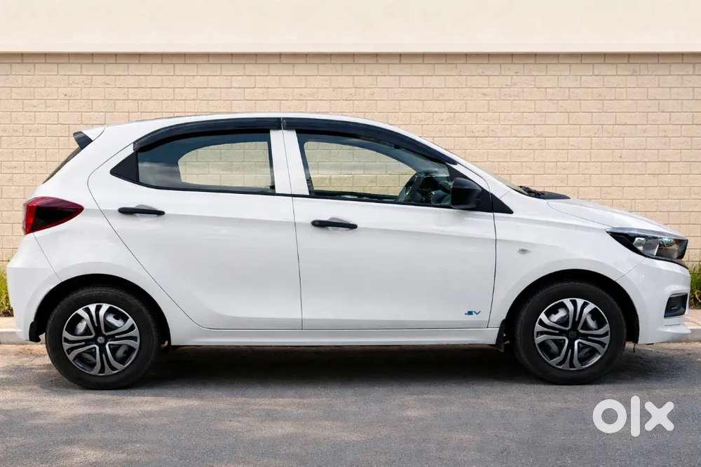 Tata Tigor Ev 2025 Electric 6900 Km Driven