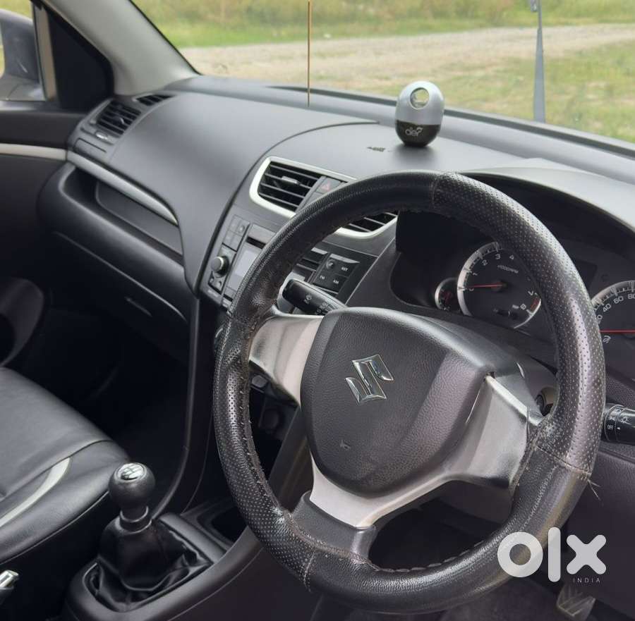 Maruti Suzuki Swift Vxi, 2015, Petrol