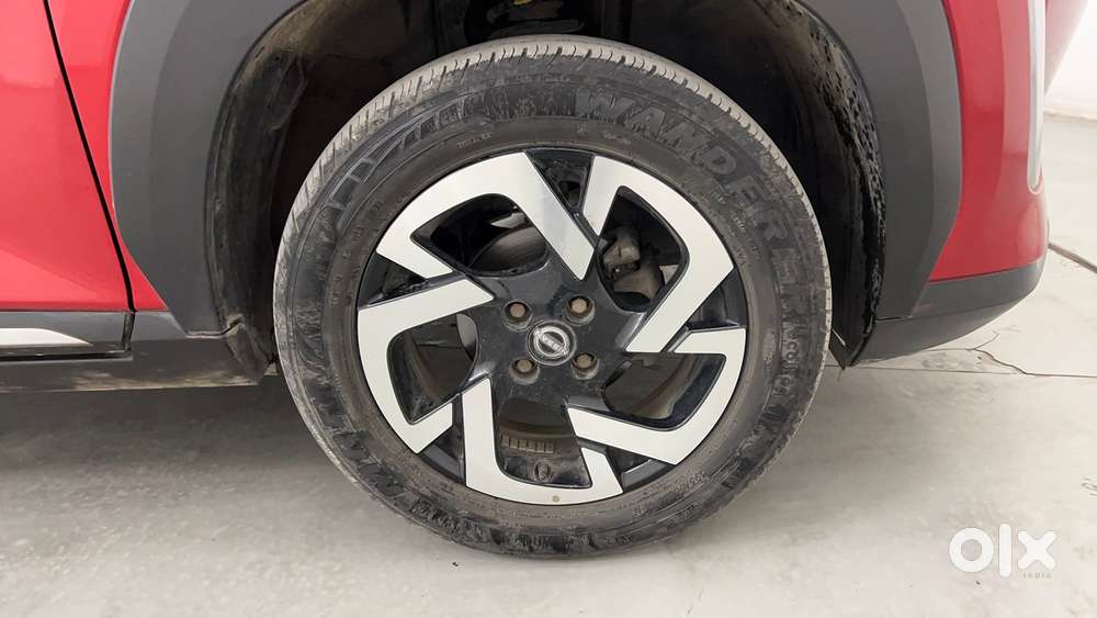 Nissan Magnite 1.0 Xv Executive, 2022, Petrol