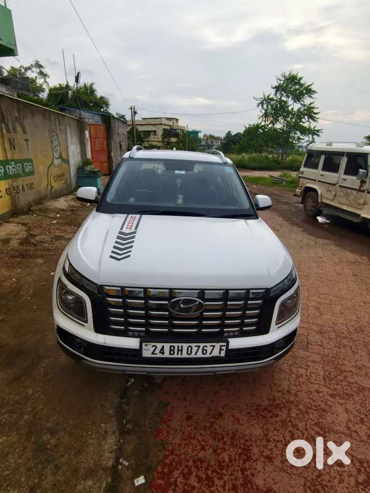 Hyundai New Venue Petrol 2024 Automatic