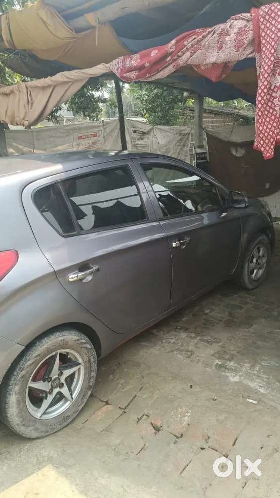 Screch Less And Excellent Condition Every Part Are Working L