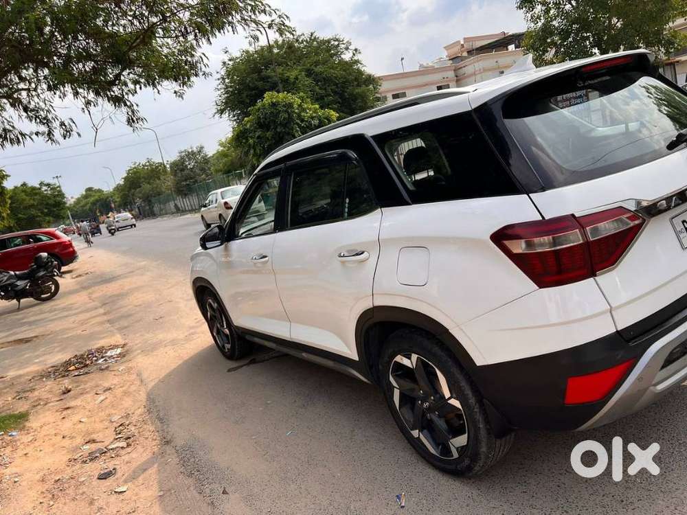 Hyundai Alcazar 1.5 Signature Diesel Mt 6 Str, 2022, Diesel
