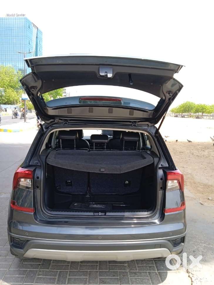 Skoda Kushaq 1.0 Tsi Ambition, 2023, Petrol