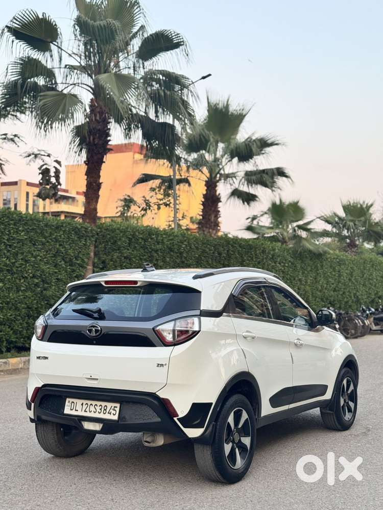 Tata Nexon 1.5 Revotorq Xza Plus, 2020, Petrol