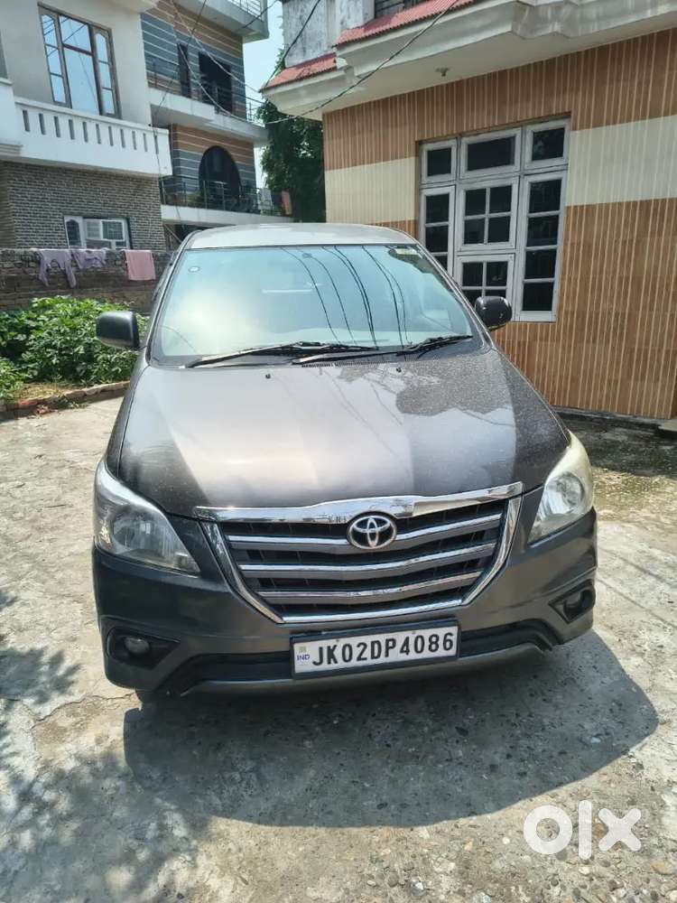 Toyota Innova 2014 Diesel 131110 Km Driven