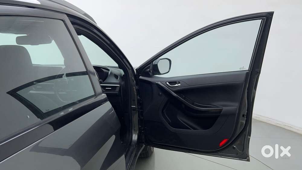Tata Nexon Creative 1.2 Revotron Petrol 6 Amt, 2024, Petrol