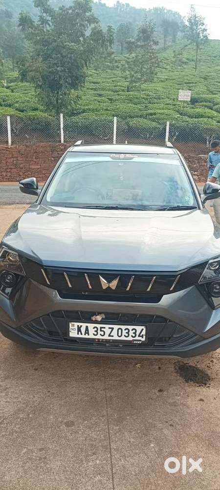Mahindra Xuv 3xo Petrol Well Maintained