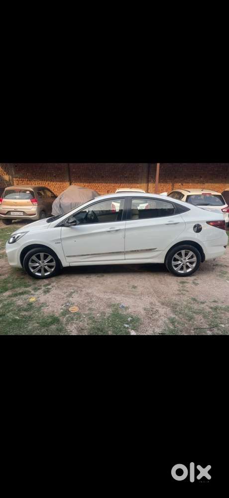 Hyundai Fluidic Verna Diesel Manual 2014