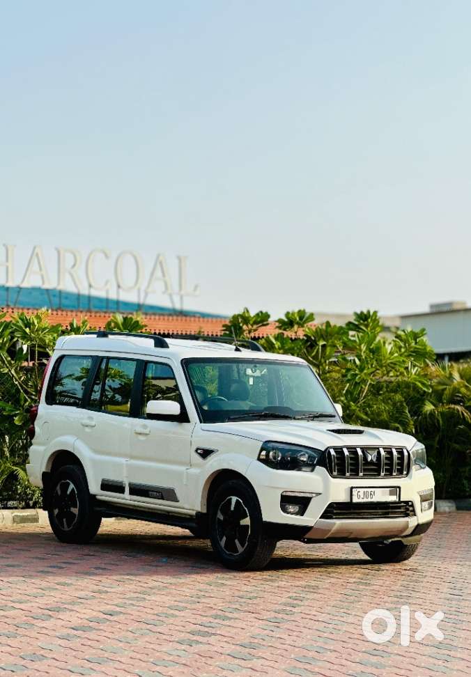 Mahindra Scorpio S11 Mt 7s, 2023, Diesel