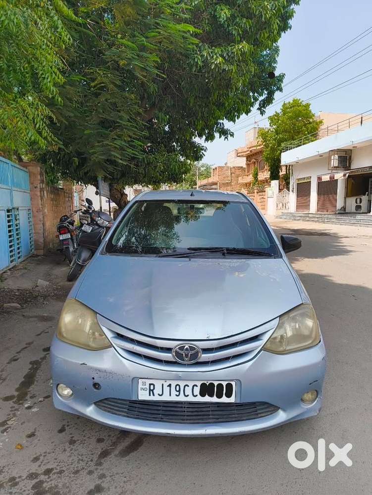 Toyota Etios Liva 2012