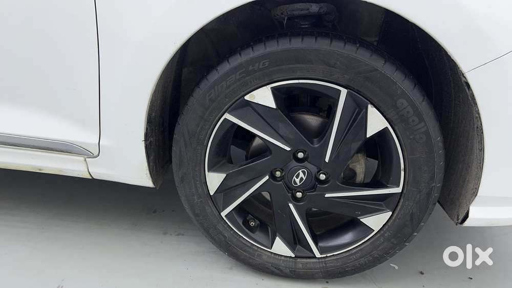 Hyundai Verna 1.5 Sx (o) Vtvt Ivt, 2021, Petrol