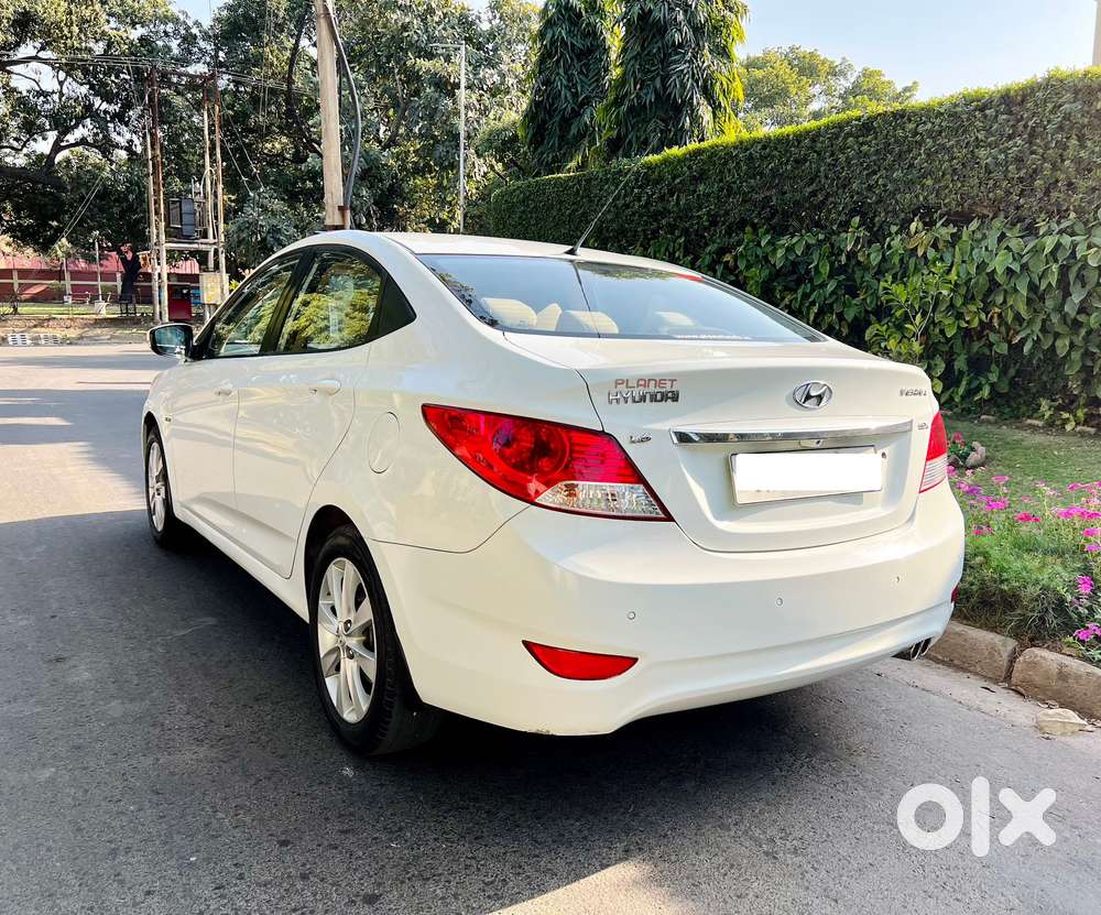 Hyundai Verna 1.6 Sx (o) Vtvt, 2012, Petrol