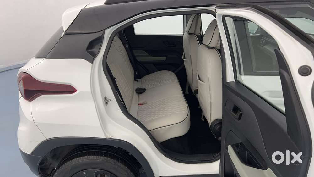 Tata Punch 1.2 Revotron Adventure Rhythm Pack Mt, 2022, Petrol