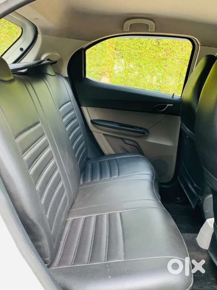 Tata Tiago 1.2 Revotron Xm, 2017, Petrol