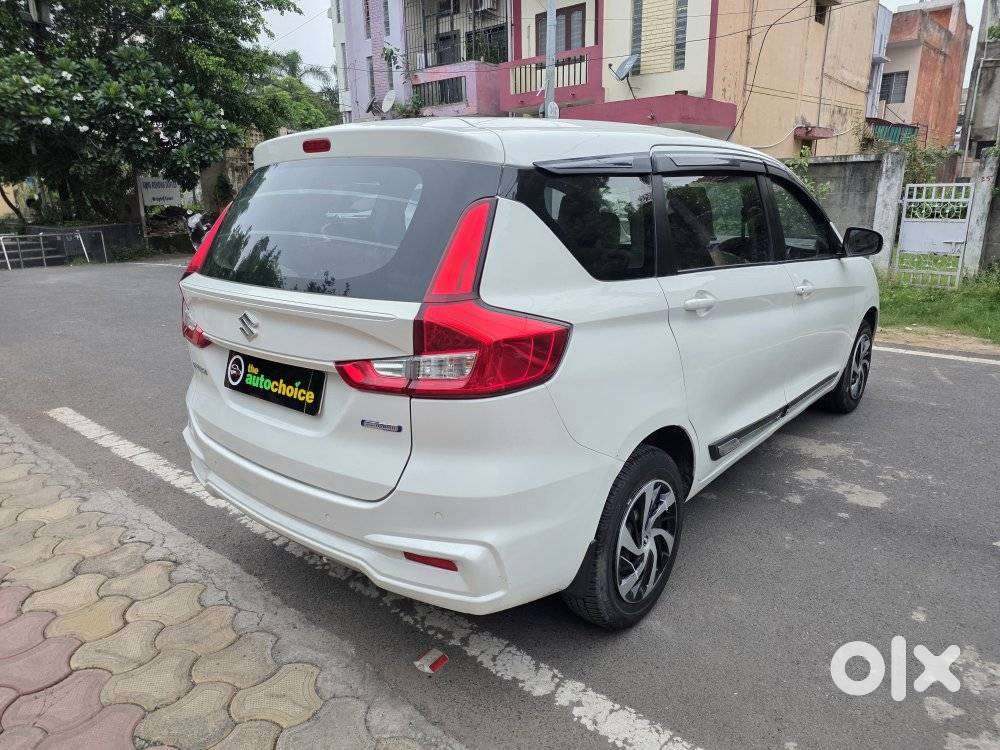 Maruti Suzuki Ertiga Vxi Shvs, 2023, Petrol