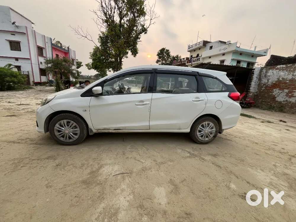Honda Mobilio 2015 Diesel Well Maintained.