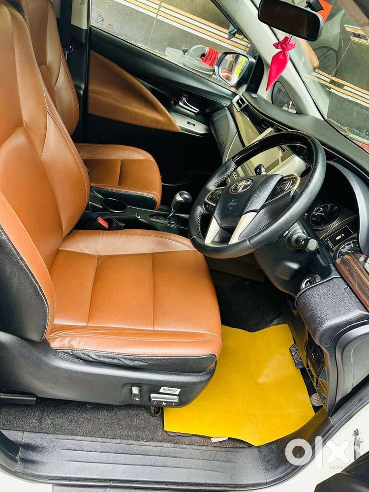 Toyota Innova Crysta 2018 Diesel 120000 Km Driven