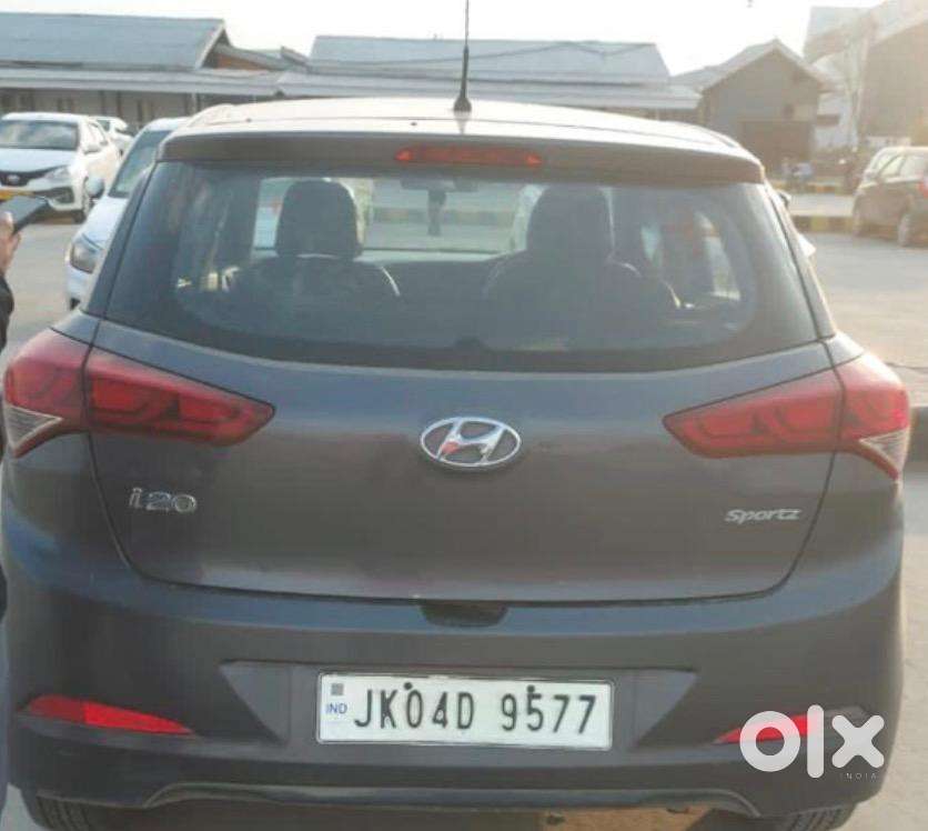 Hyundai I20 2017 Petrol Well Maintained