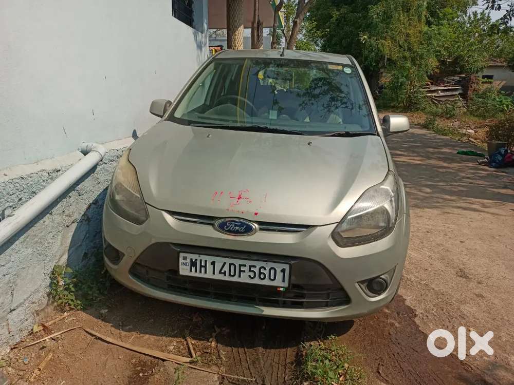 Ford Figo Trend 2012