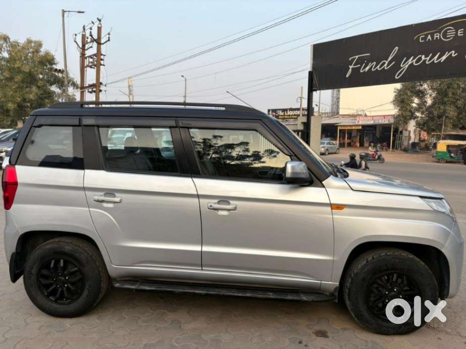 Mahindra Tuv 300 T8 Amt (automatic), 2018, Diesel
