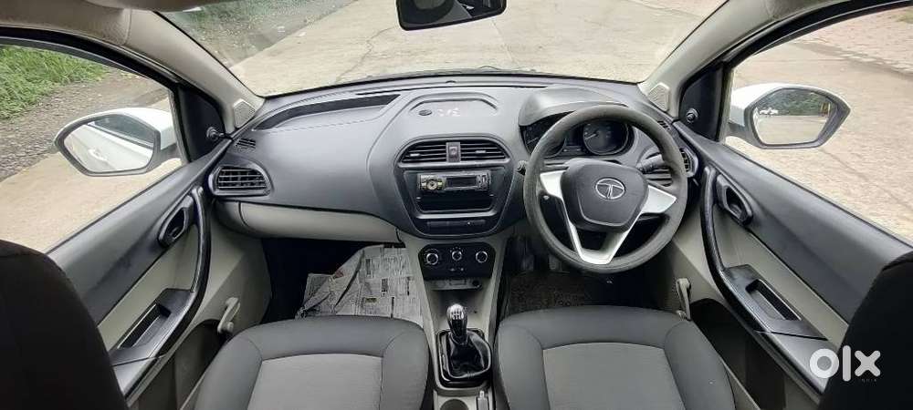 Tata Tiago Xe, 2018, Petrol