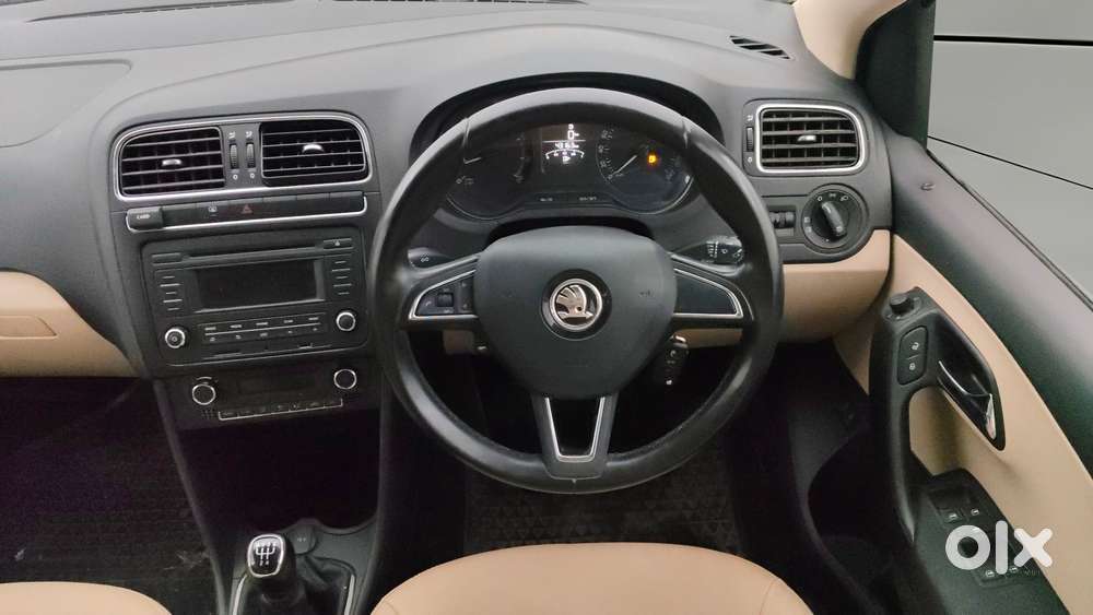 Skoda Rapid 2011-2013 1.6 Mpi Ambition, 2017, Petrol