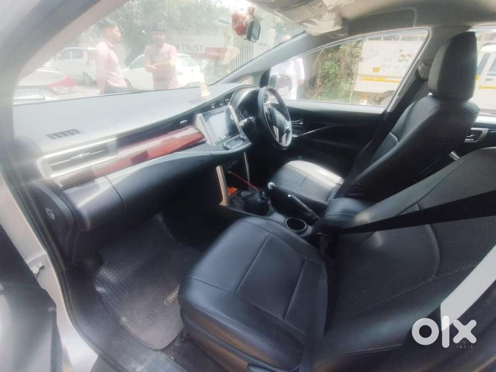 Toyota Innova Crysta 2017 Diesel 39500 Km Driven