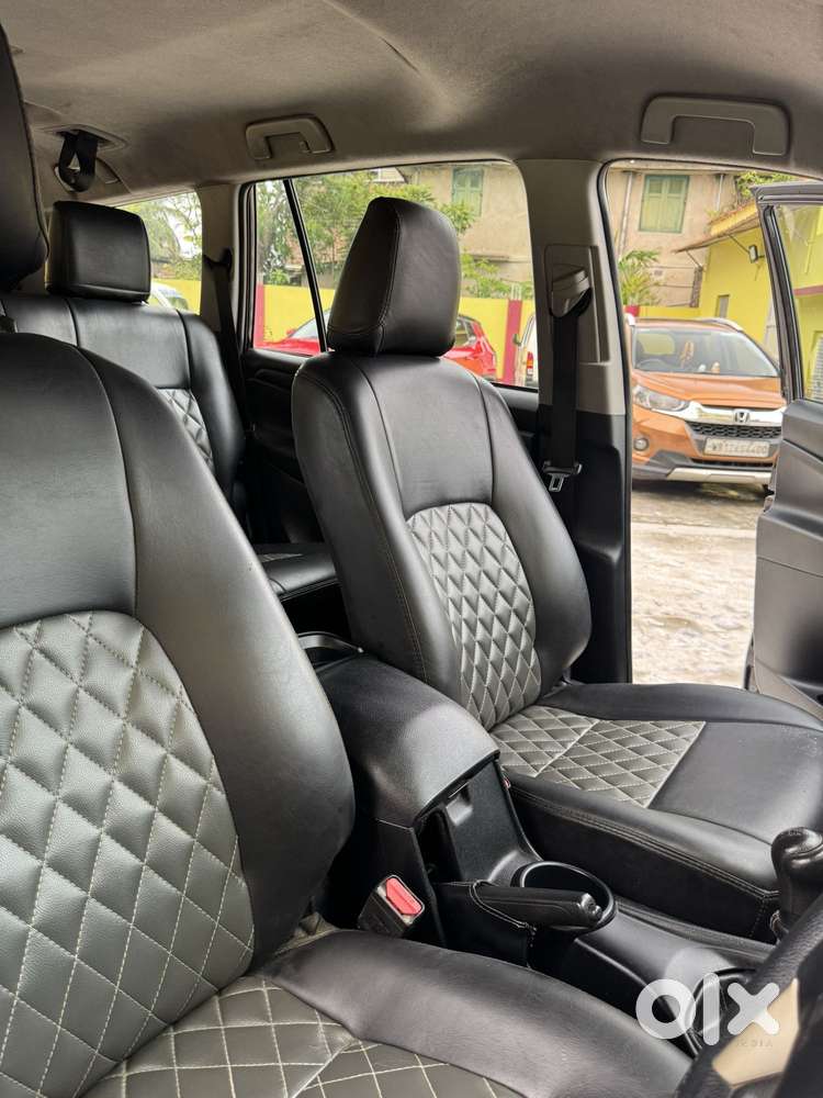 Toyota Innova Crysta 2.4 G Mt 8s, 2019, Diesel