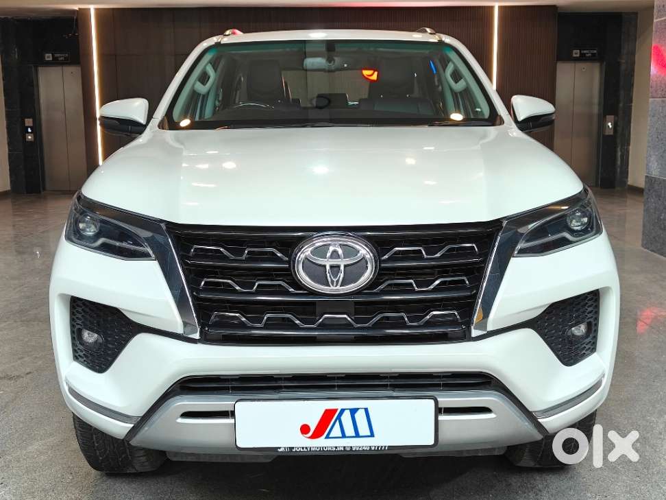 Toyota Fortuner 4x2 At 2.8 Diesel, 2022, Diesel