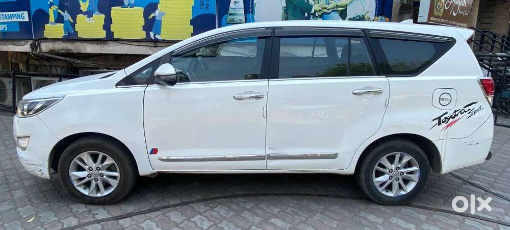 Toyota Innova Crysta 2.8 Gx At, 2020, Diesel