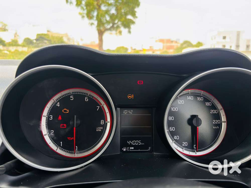 Maruti Suzuki Swift Vxi, 2018, Petrol