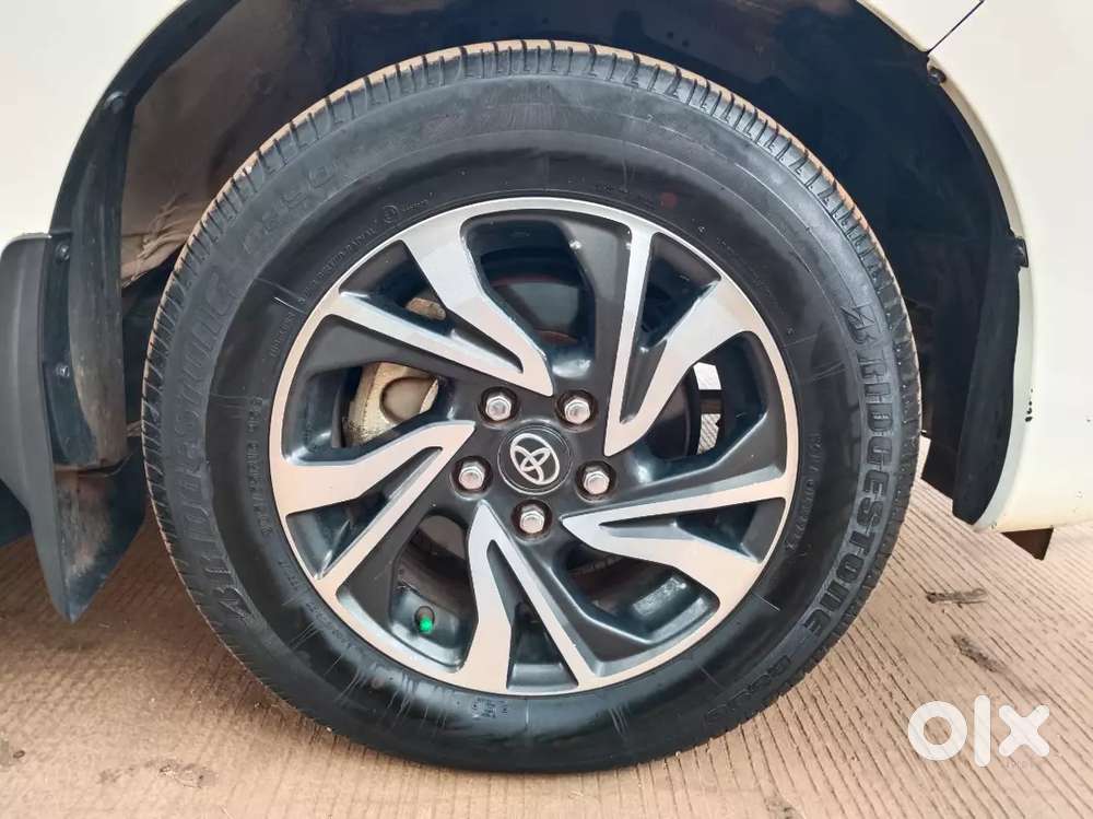 Toyota Innova Crysta 2024 Diesel 64600 Km Driven