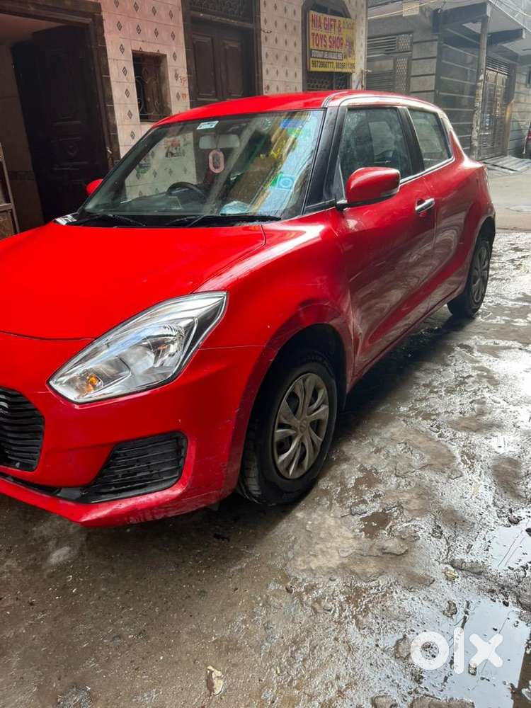 Maruti Swift Automatic 2021/26690 Km Driven