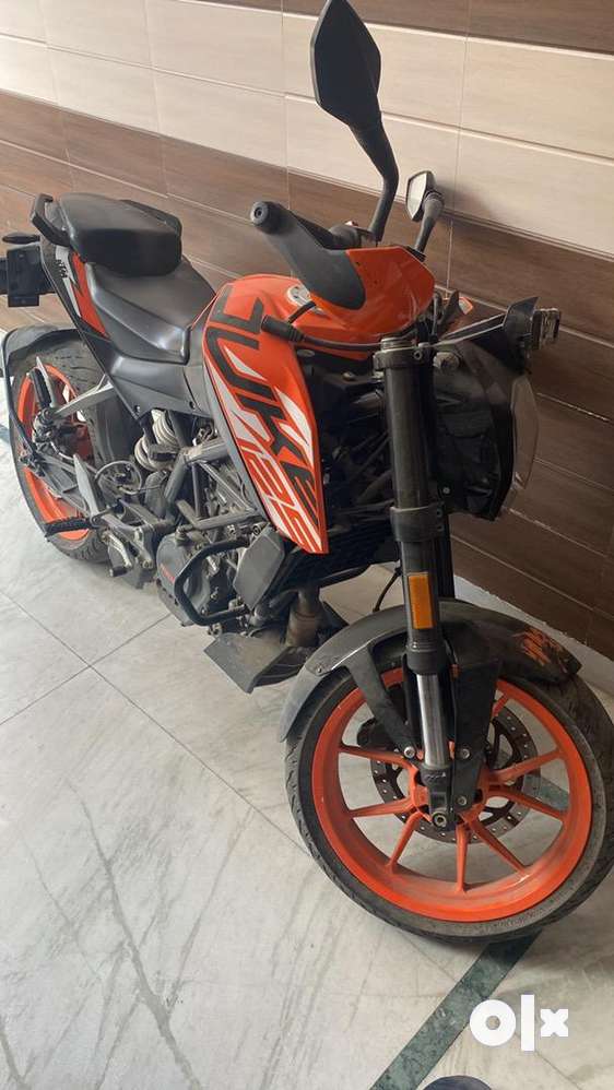 Duke 125 online olx