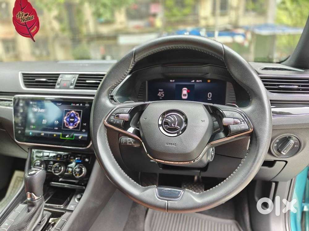Skoda Superb 2.0 L&k Tsi At, 2024, Petrol