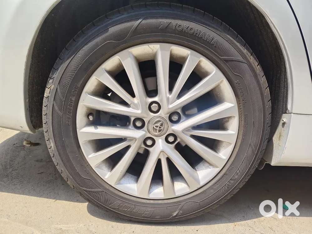 Toyota Camry 2016 Petrol Well Maintained New Tyres Installed
