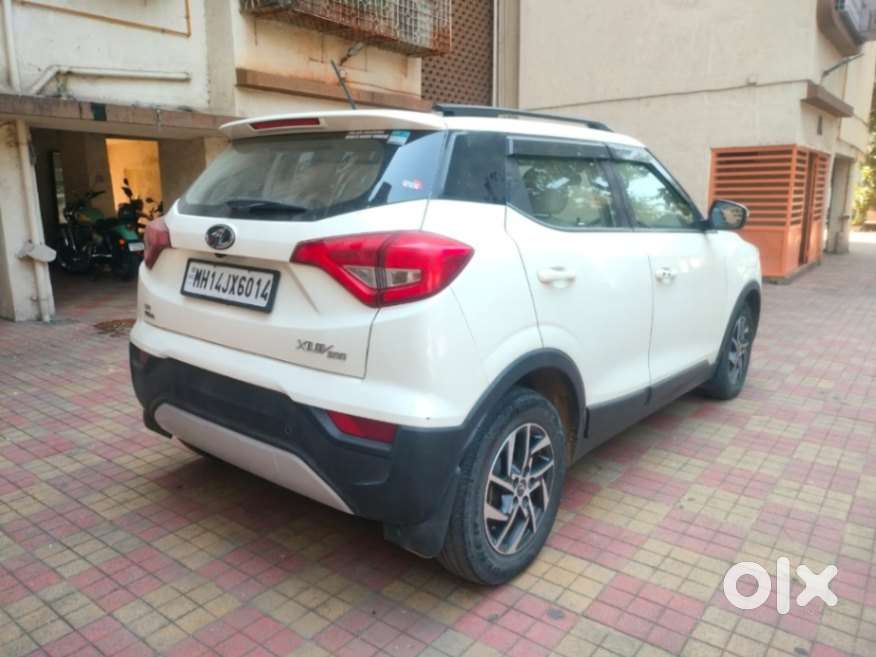 Mahindra Xuv300 W8 (o) 1.5 Diesel Amt, 2022, Diesel