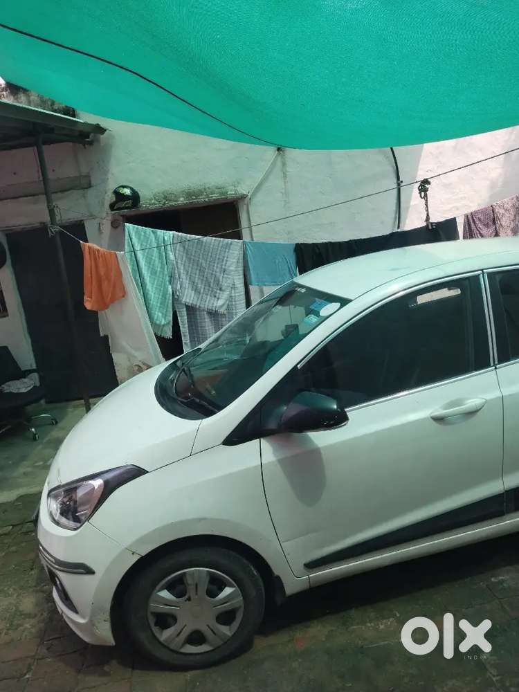 Very Good Condition Car..hyundai Xcent 2017.