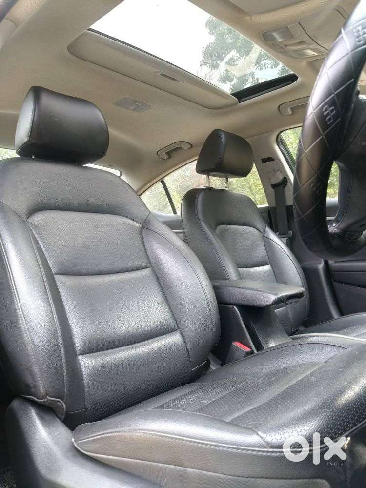 Hyundai Elantra 1.6 Sx Option At, 2019, Petrol